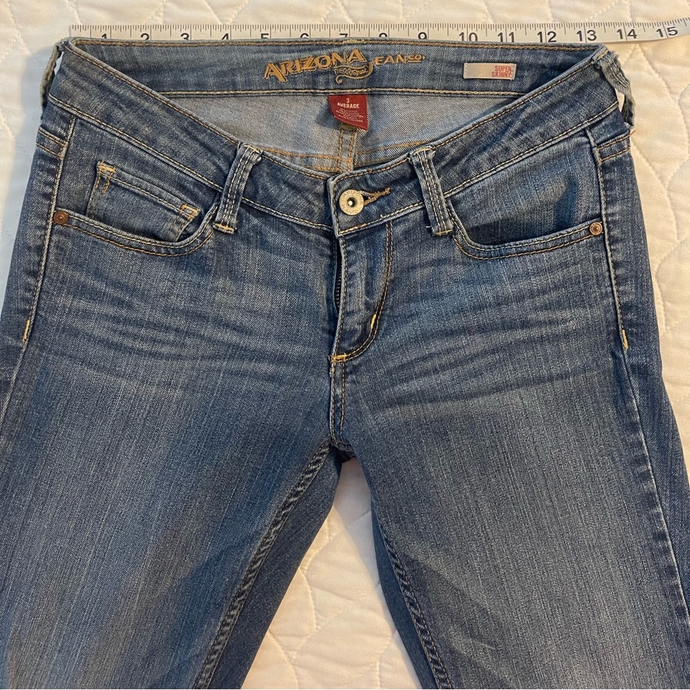 Arizona Jeans, 3 average